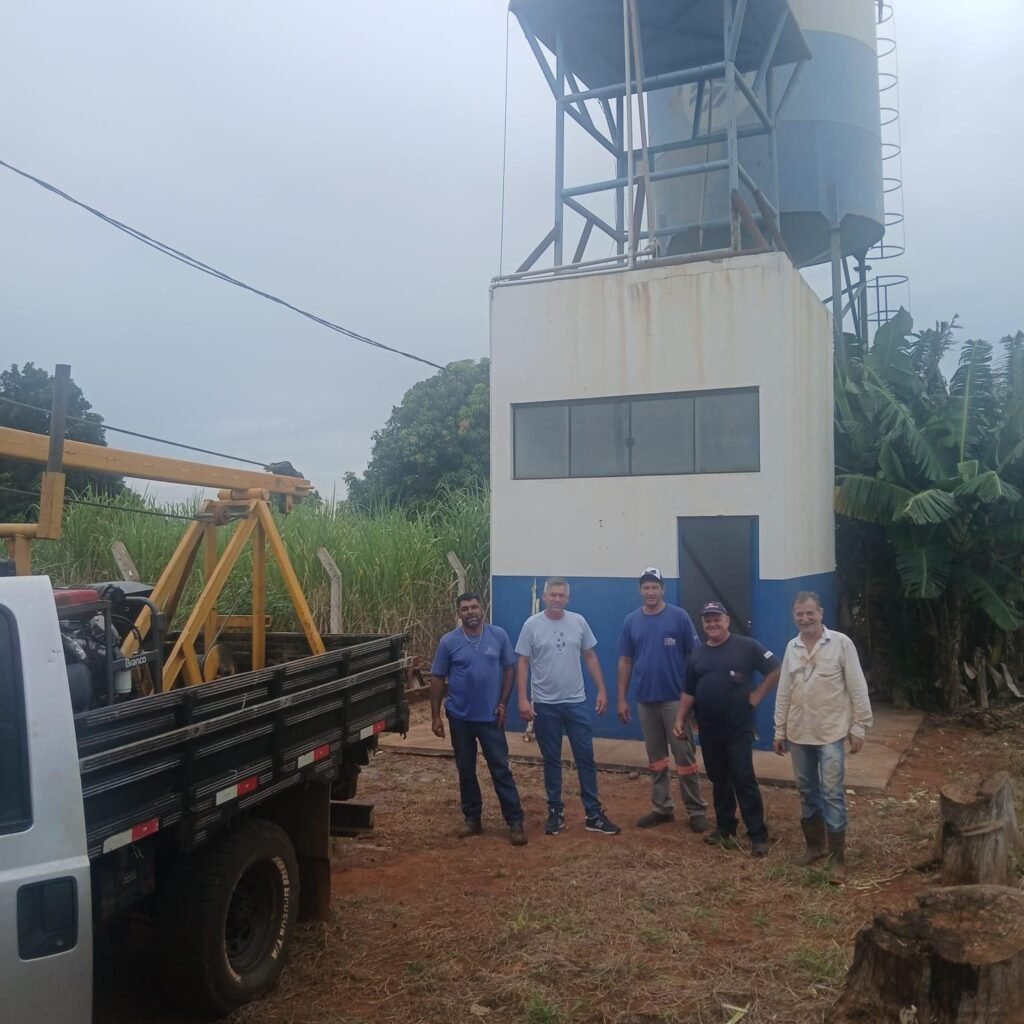 Prefeitura de Santa Fé Resolve Problema de Abastecimento na Vila Rural