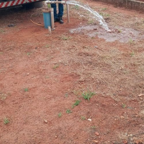 Prefeitura de Santa Fé Resolve Problema de Abastecimento na Vila Rural